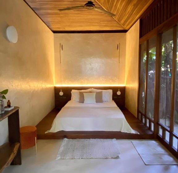 标准房带园景, Aire