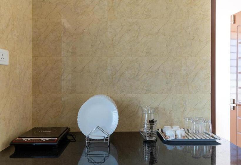 침실 2개 아파트, Aishwaryam Service Apartment