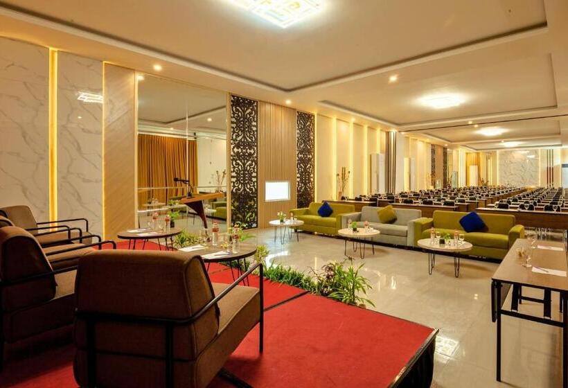 Номер Superior Кровать Кинг, Amani Suite And Apartment Zn41