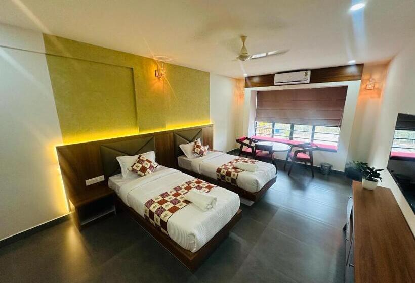 标准间带阳台, Mary Land Residency