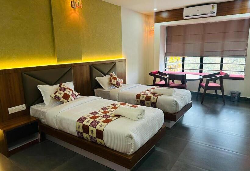 带大床的高级房间, Mary Land Residency