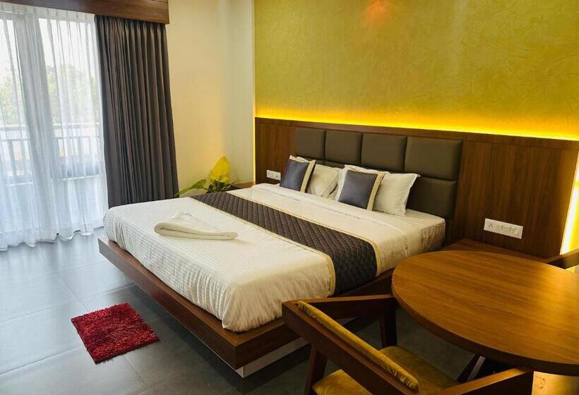 带城市景观的高级房间, Mary Land Residency