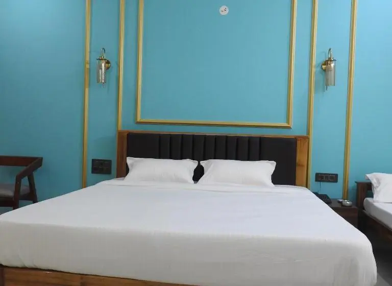 スーペリアールーム, Nueva Boarding And Lodging