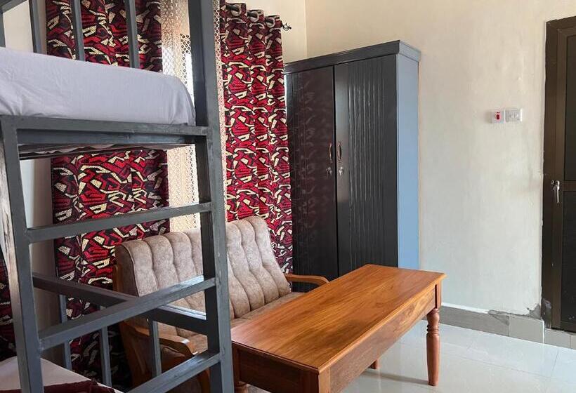 تختخواب در اتاق مشترک, Kilimanjaro Trekcity Hostel