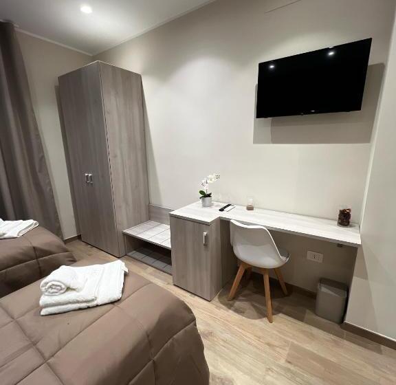 חדר סטנדרט, Esposito House