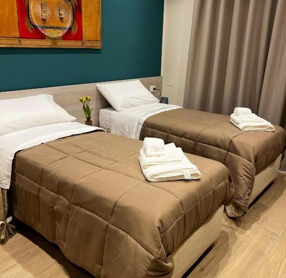 חדר סטנדרט, Esposito House