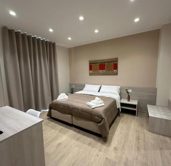 חדר סטנדרט, Esposito House