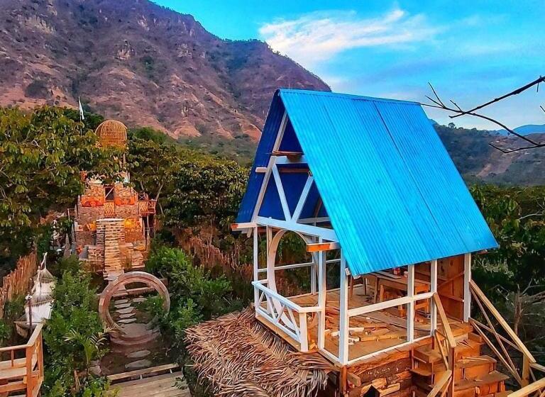 چادر با خدمات رفاهی استاندارد, Hostal Sanjuanerita