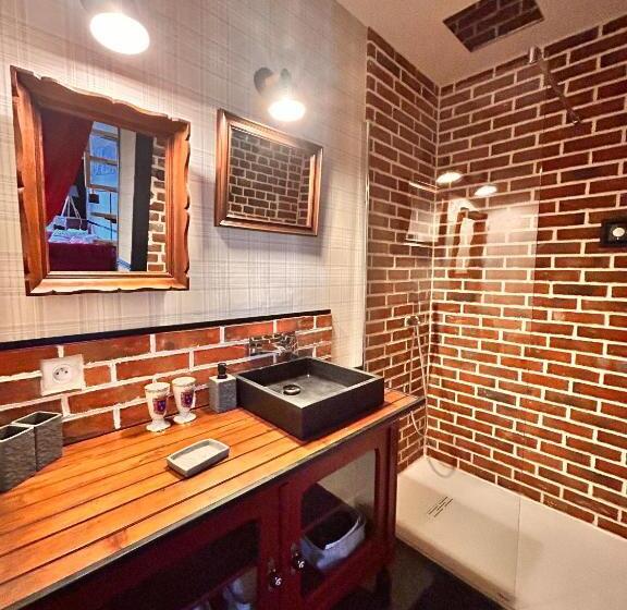 Номер Стандарт Вид на Сад, La Grange Aux Hirondelles   Chambre Ch Ti