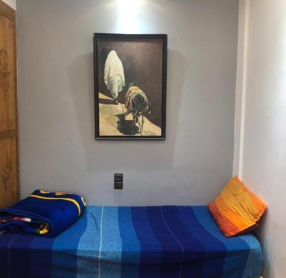 חדר סטנדרט יחיד, Tamraght Chill