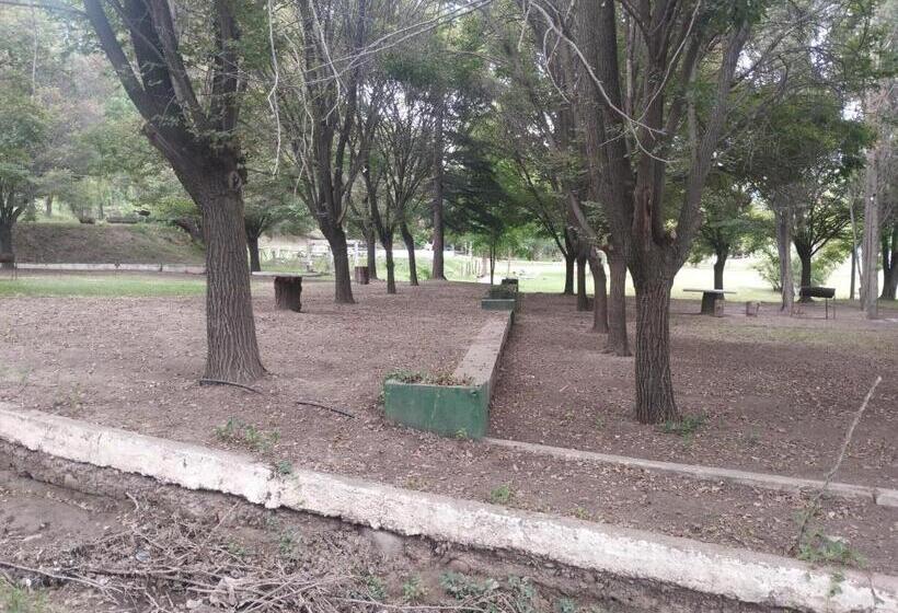 园景标准四人间, Complejo La Riojita