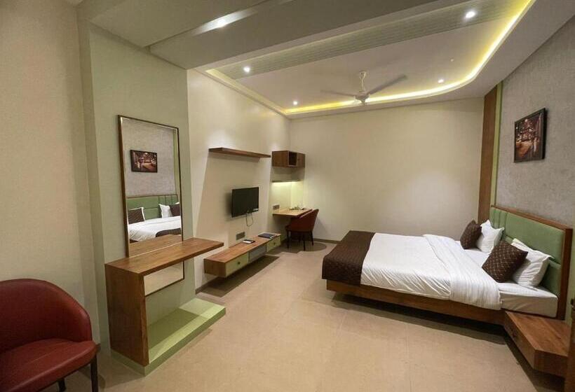 غرفة ديلوكس, Amar Palace Ahmednagar