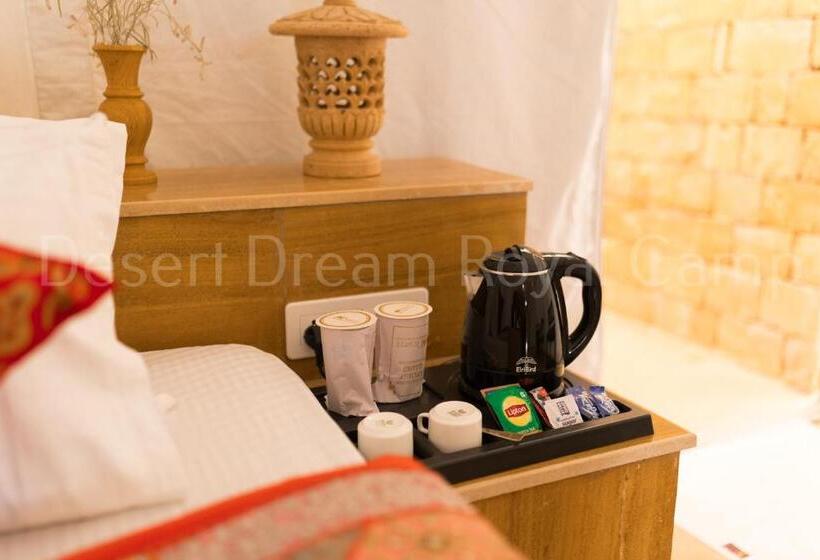 Номер Deluxe Кровать Кинг, Desert Dream Royal Camp With Pool