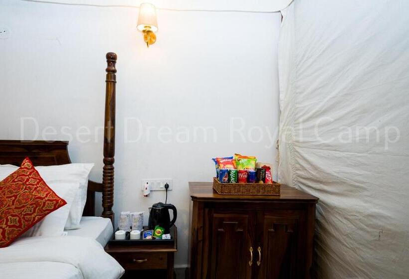 Трехместный Номер Deluxe, Desert Dream Royal Camp With Pool
