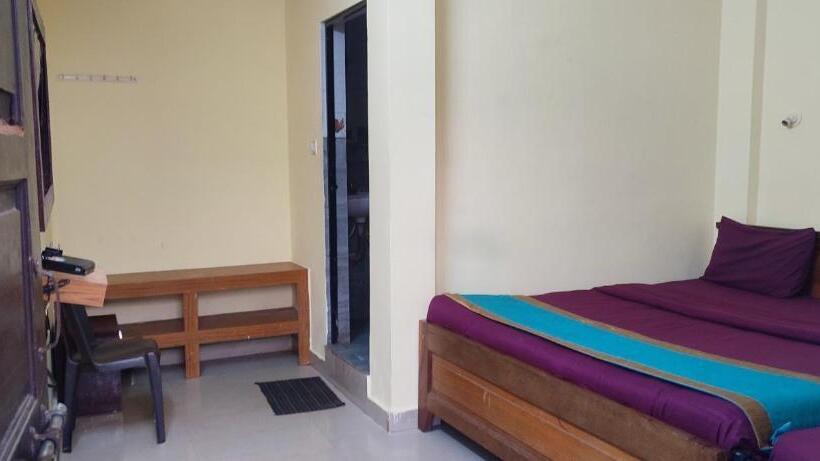 スタンダード4人部屋, Nelson