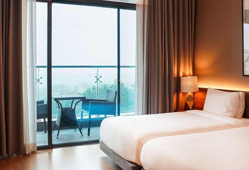 デラックスルーム, S.gvilla&