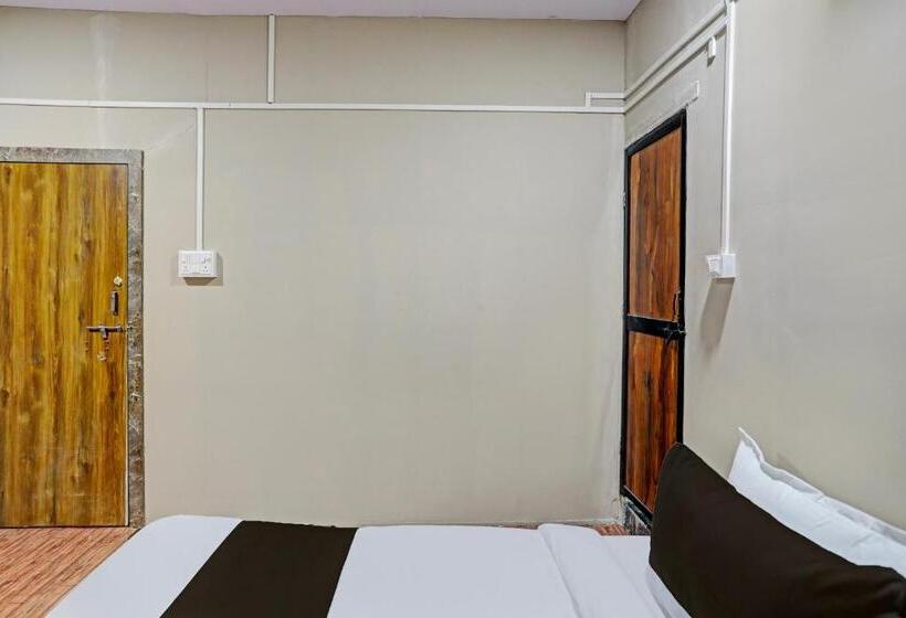 Quarto Triplo Clássico, O Opd House