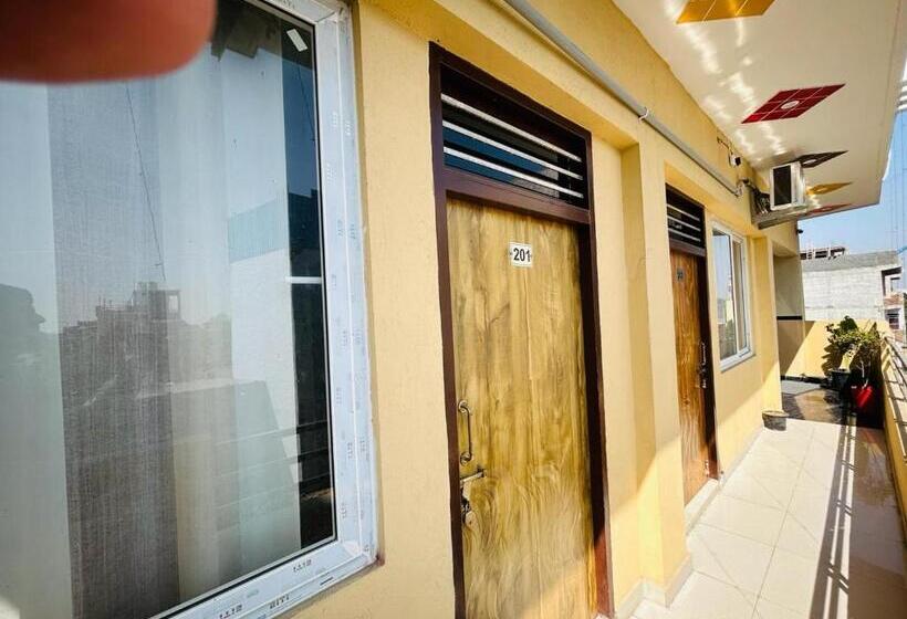 Single Deluxe Room, Cohouse