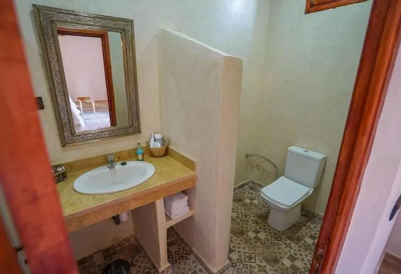 Deluxe Kolmen Hengen Huone, Zagora Oasis Lodge
