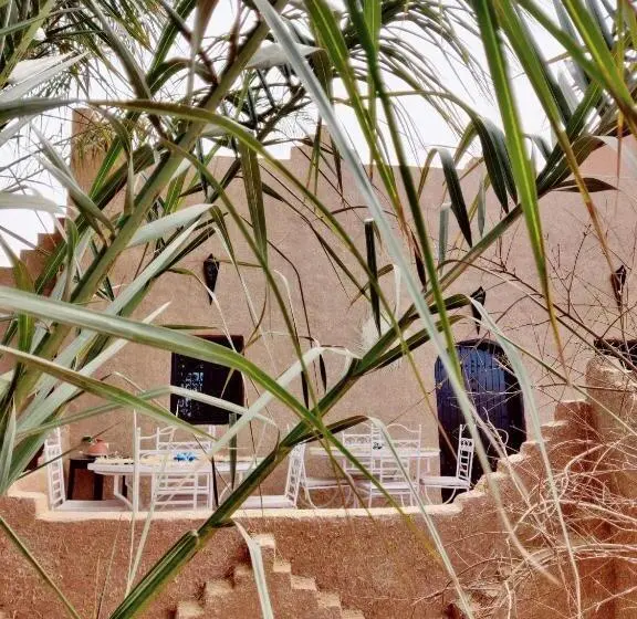 Perhesviitti, Zagora Oasis Lodge