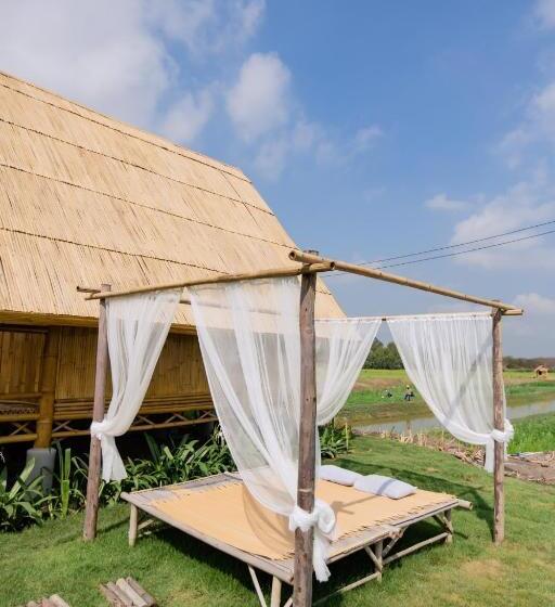 Villa 1 Dormitorio Vista Jardín, บ้านไทยไออุ่น @ทุ่งขนอนหลวง