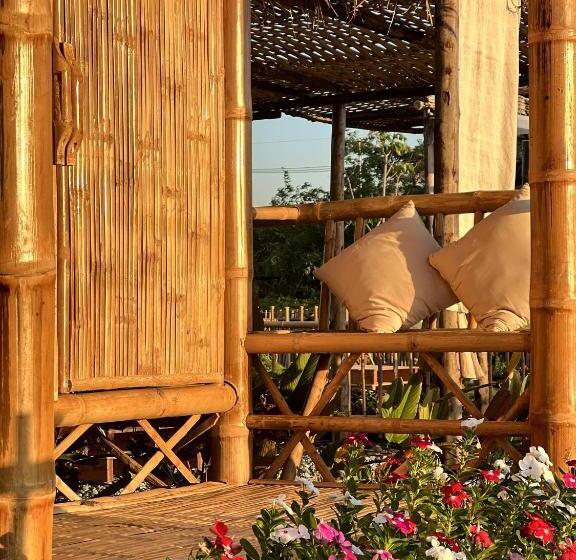 Villa 1 Dormitorio, บ้านไทยไออุ่น @ทุ่งขนอนหลวง