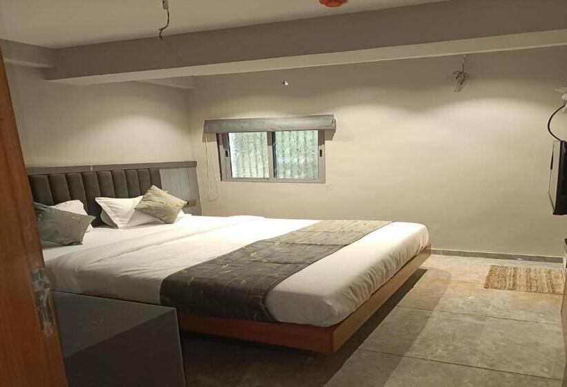 חדר סטנדרט, Relax Inn