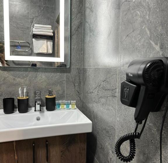 اتاق استاندارد, Turan