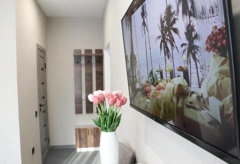 اتاق استاندارد, Turan