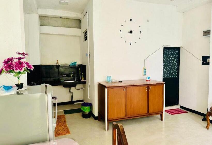 ファミリールーム, Shehan Villa