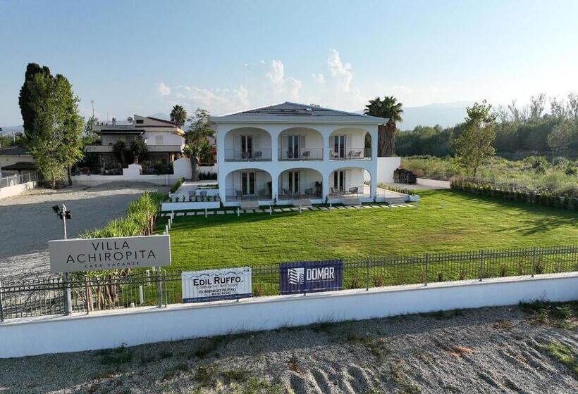 デラックススタジオ, Villa Achiropita