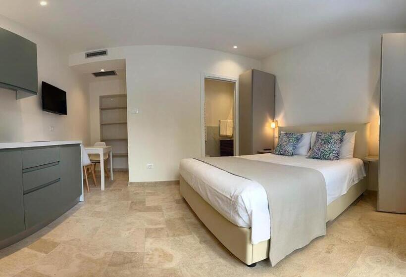 豪华工作室, Villa Achiropita