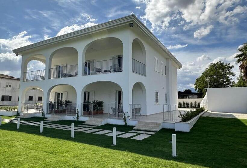 带海景的复工套房, Villa Achiropita