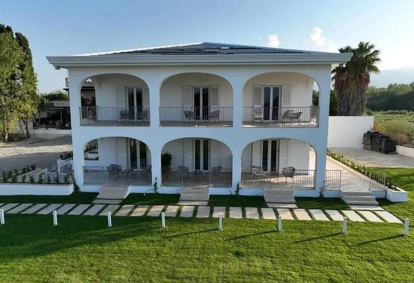 海の見える1ベッドルームアパートメント, Villa Achiropita