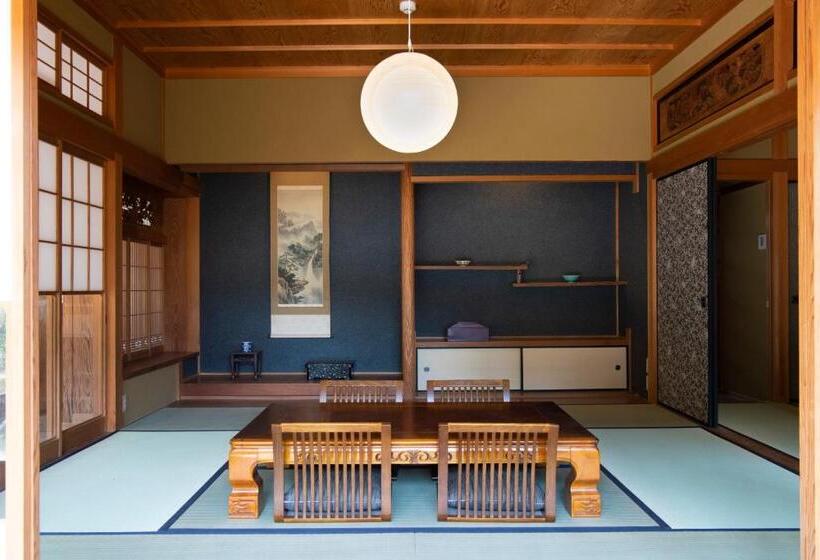 غرفة ديلوكس رباعية, うだ薬湯の宿やたきや