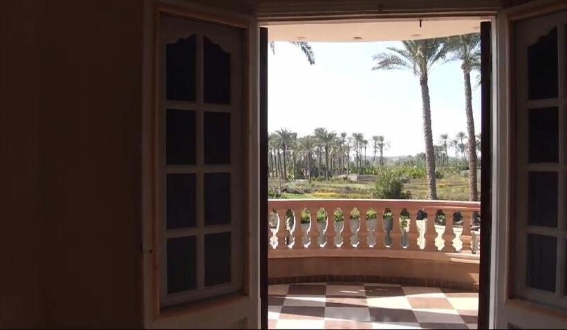 اتاق استاندارد با چشم‌انداز باغ, Loulouat Al Reef