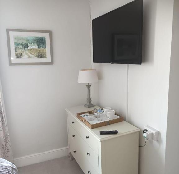 غرفة قياسية, The Mount