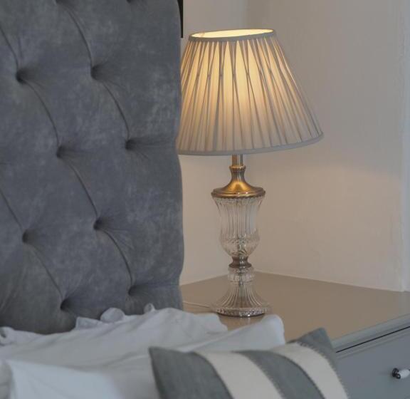 غرفة قياسية سرير كينج, The Mount