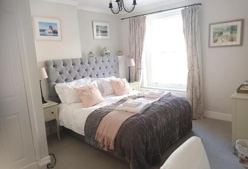 غرفة قياسية, The Mount