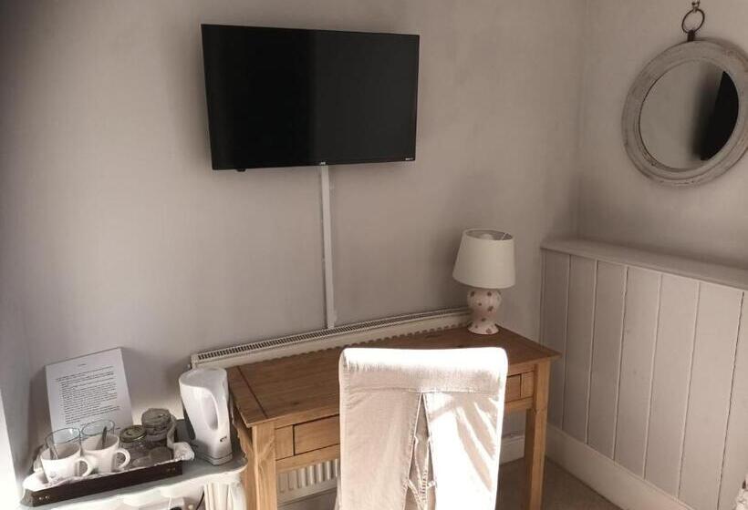 غرفة قياسية, The Mount