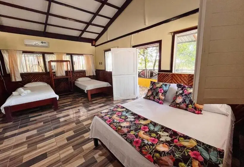 Chambre Familiale, Kipara El Valle