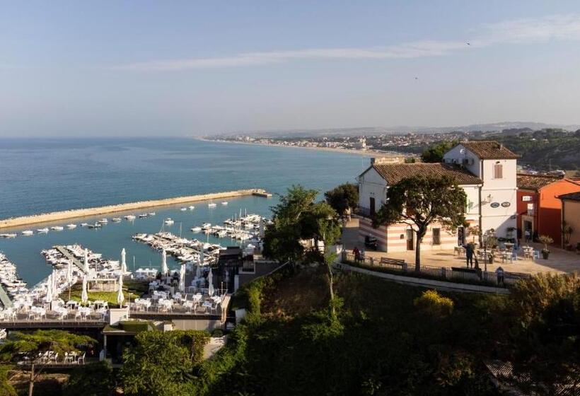 オーシャンビューファミリールーム, Villa Sirena Numana