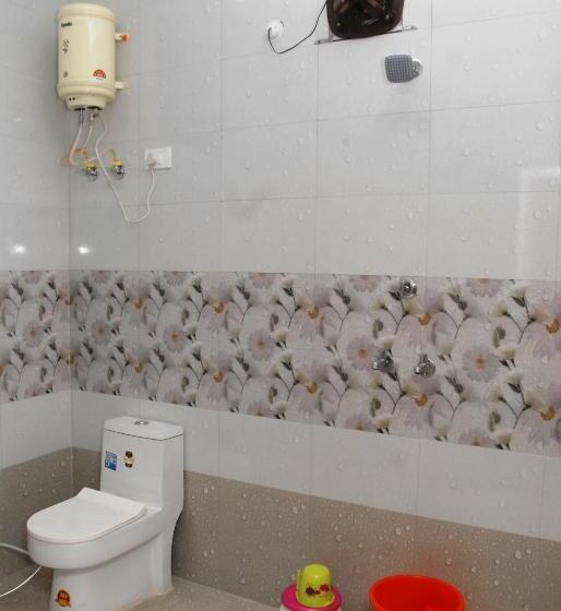 豪华房间, Yuvraj Nature Resort