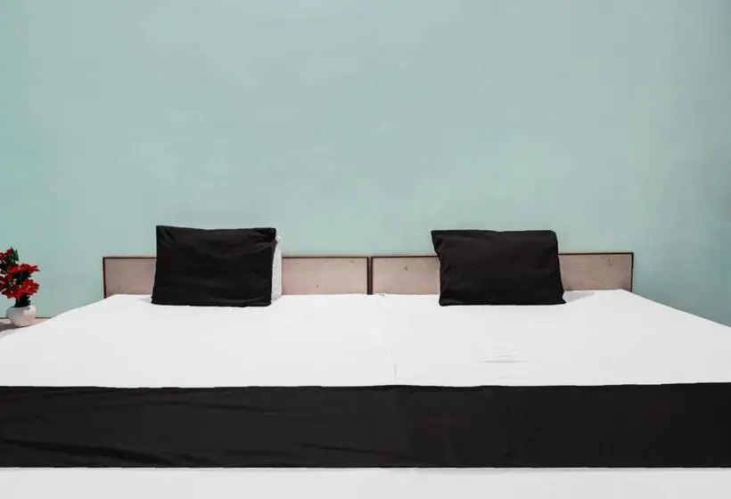 トリプルクラシックルーム, Oyo Sangameshwar Hotel & Lodging