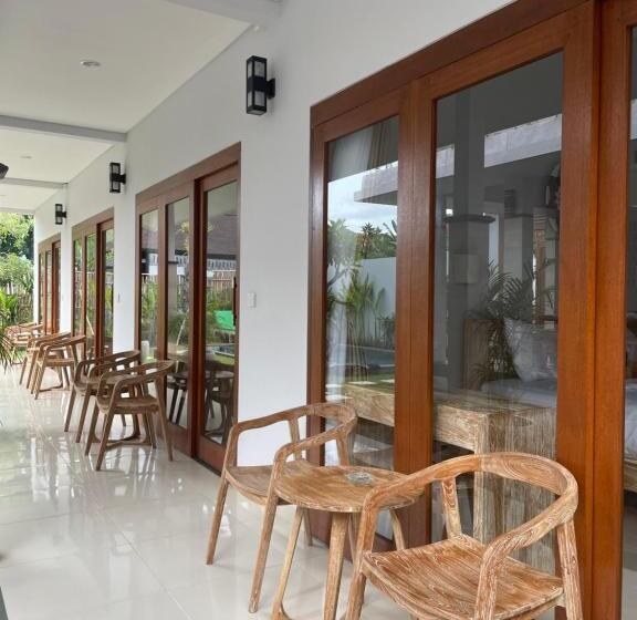 Standard Værelse Pooludsigt, Feel Good Guesthouse