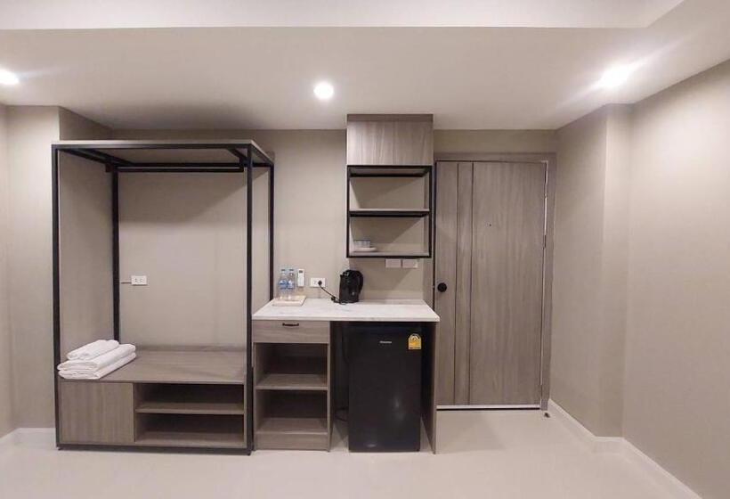 Номер Стандарт с Балконом, Pkk Hotel Residence