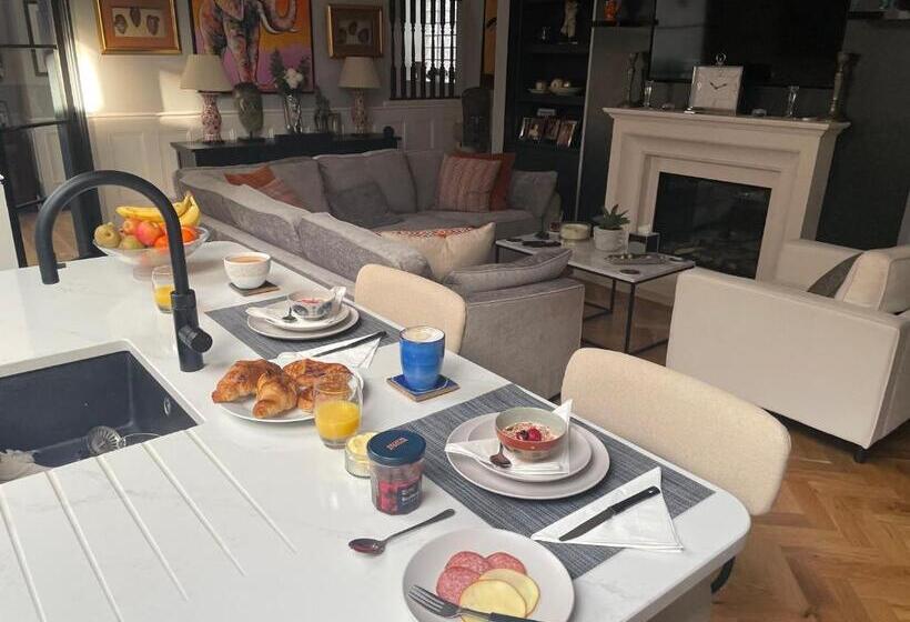 חדר דחוקס עם מיטת קינג, East Cliff