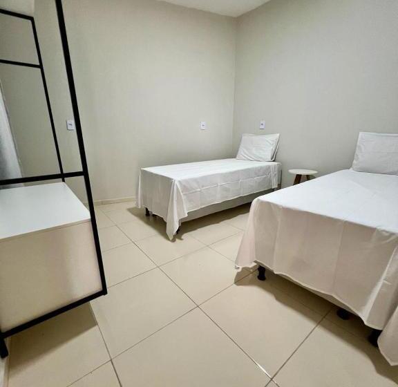 חדר משפחתי, Chalé Travosa