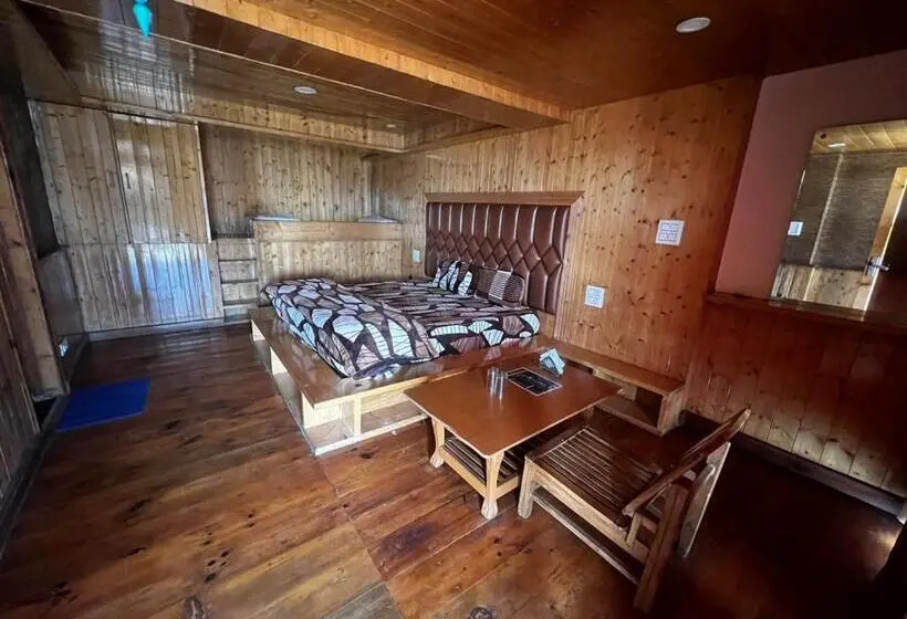 デラックスルーム, Dak Bangla Cottages