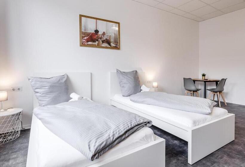 Economy Triple Room, Midtown Nuernberg